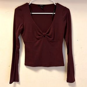 Forever 21 M dark maroon/red v-neck long-sleeve shirt